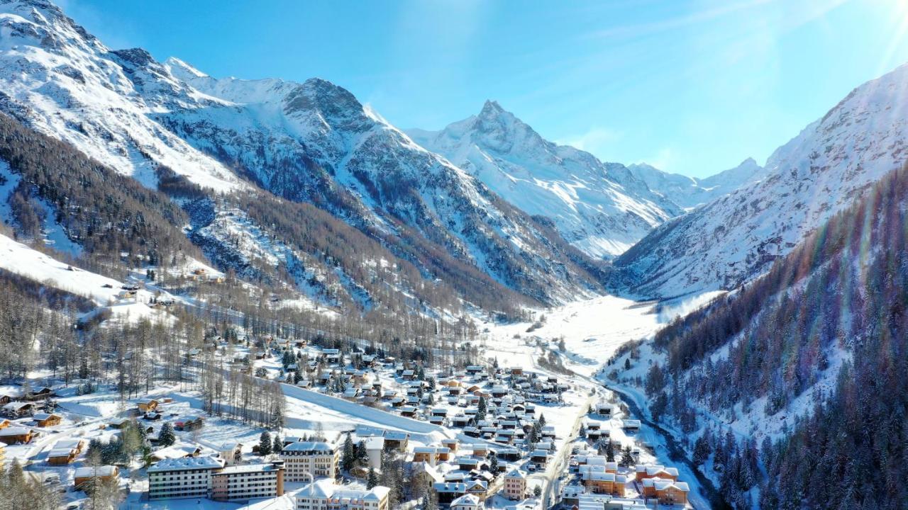 Hotel Le Besso - Swiss Romantic Lodge 지날 외부 사진