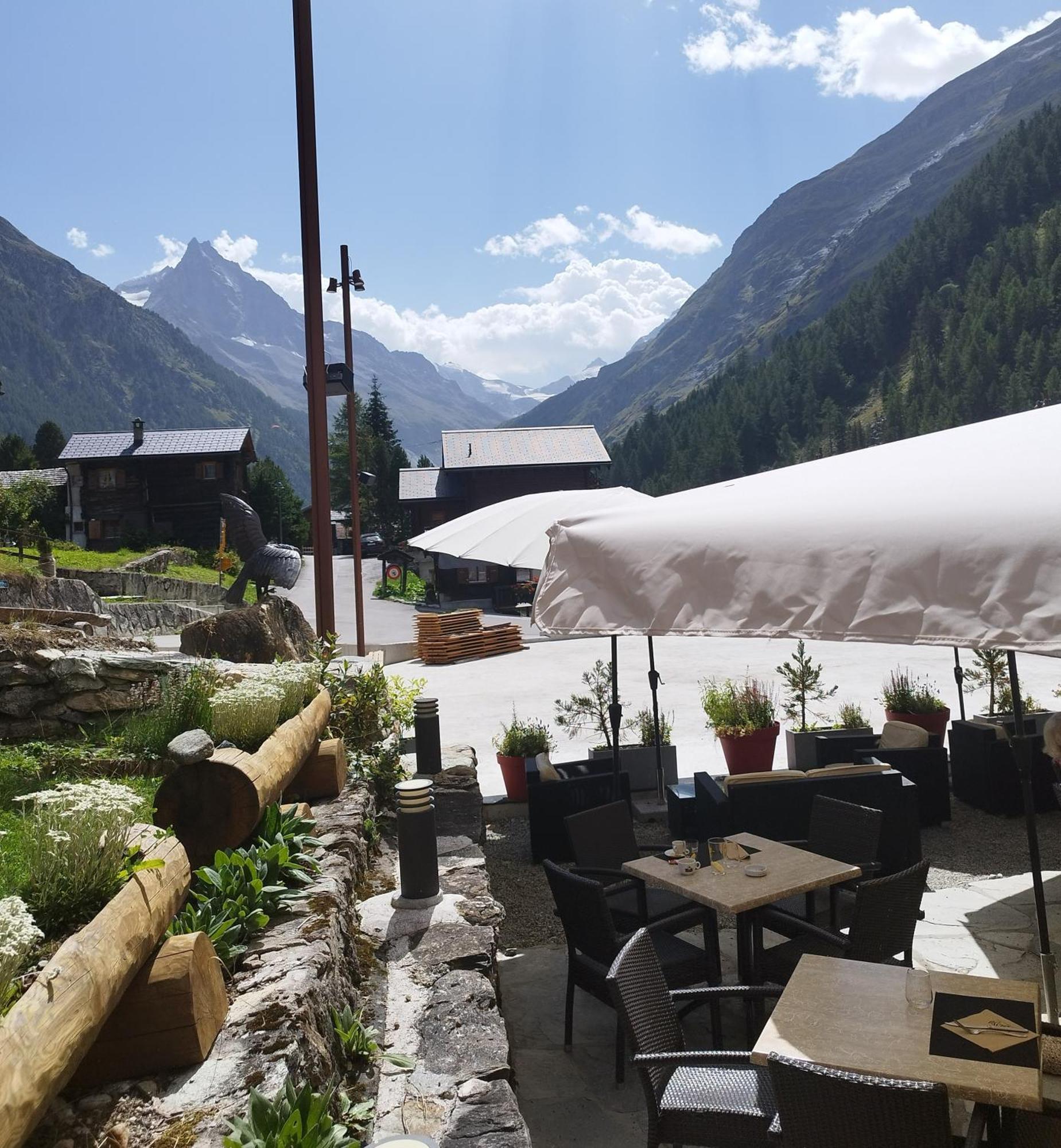 Hotel Le Besso - Swiss Romantic Lodge 지날 외부 사진