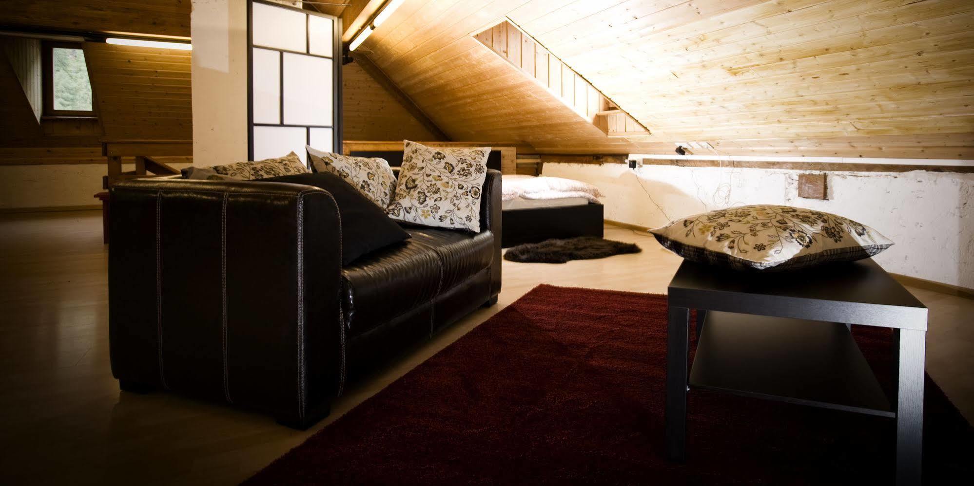 Hotel Le Besso - Swiss Romantic Lodge 지날 외부 사진